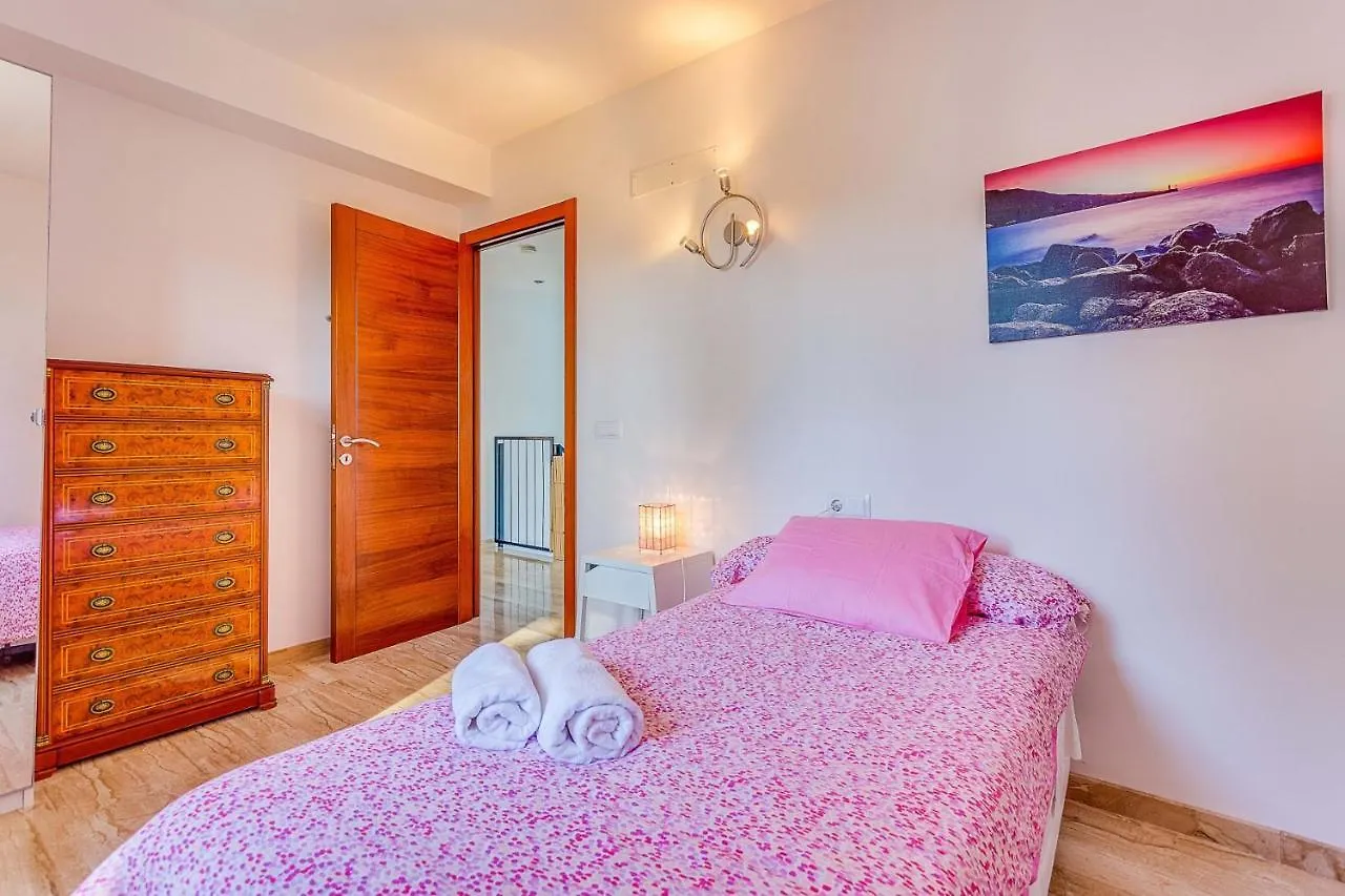 Villa De Les Aguiles Alcudia  0*, Alcudia (Mallorca) İspanya