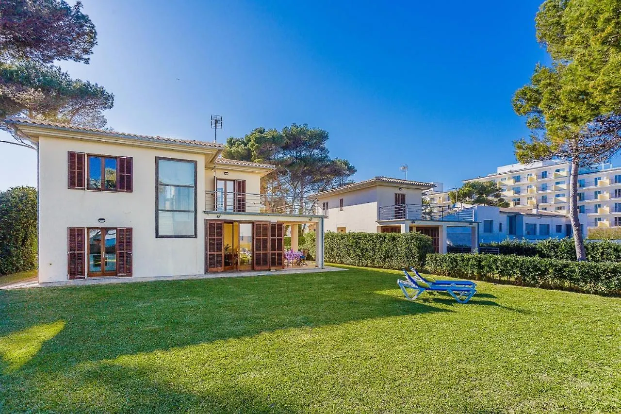 Villa De Les Aguiles Alcudia  İspanya