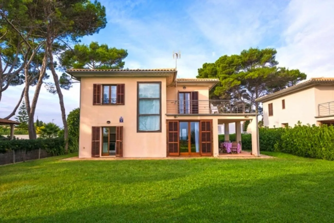 אלקודיה Villa De Les Aguiles 0*,  ספרד